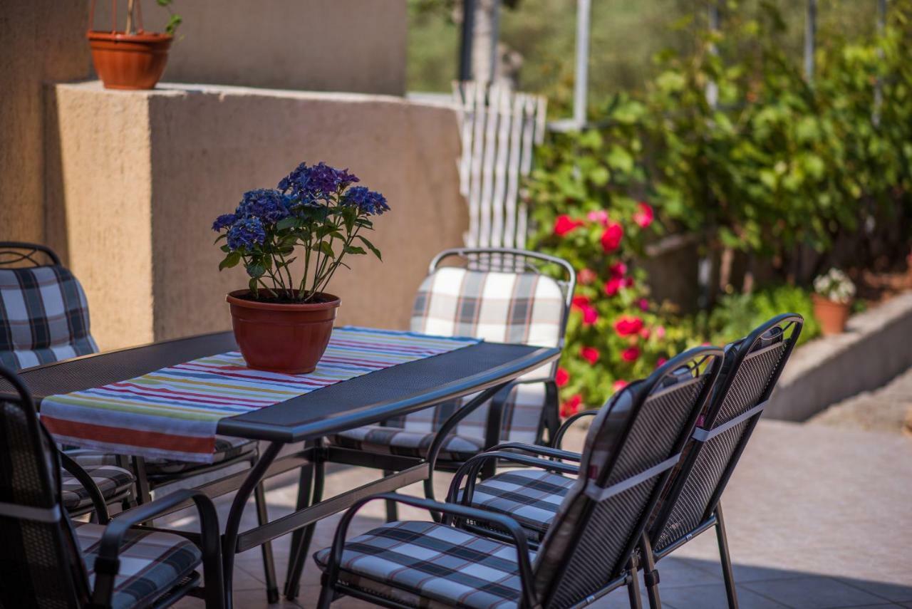 Apartmani Marija Malinska Luaran gambar