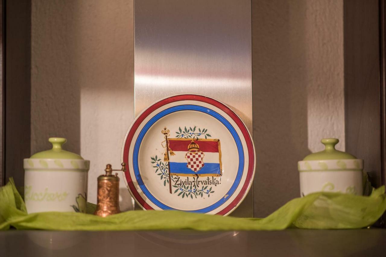 Apartmani Marija Malinska Luaran gambar